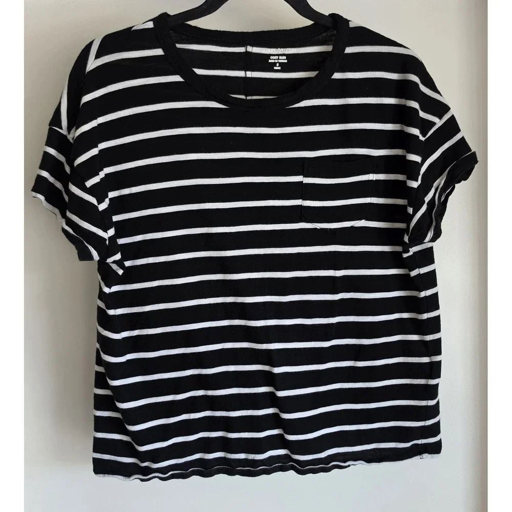 Banana Republic T-Shirt S Petite Black White Striped Short Sleeve Round Neck